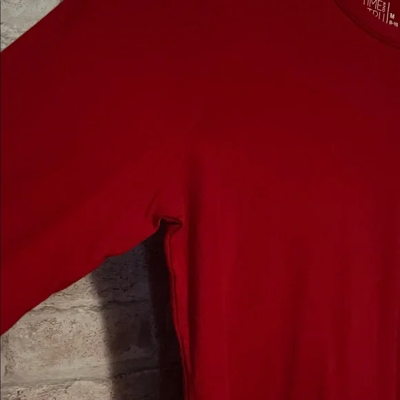 Time and Tru Women's Bold Red Long Sleeve Tee - Picture 3 of 6